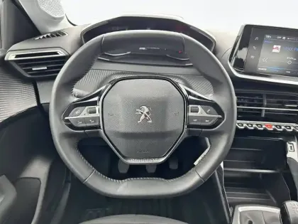 Photo 8 Peugeot 208  PureTech 75 S&S BVM5