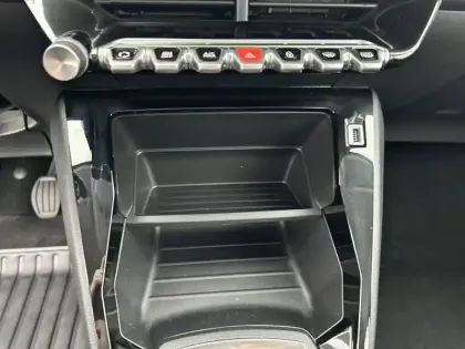 Photo 45 Peugeot 208 Gén. II Ph1 NG Active Pack 5