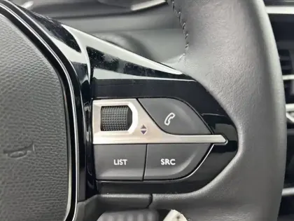 Photo 19 Peugeot 208  PureTech 75 S&S BVM5