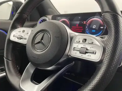 Photo 23 Mercedes EQA  250