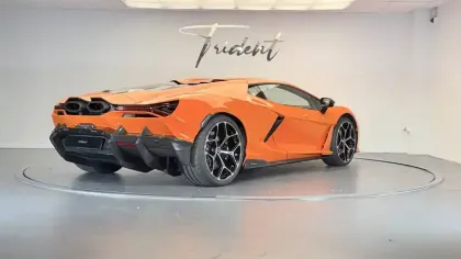 Photo 25 Lamborghini Revuelto  6.5 V12 1015