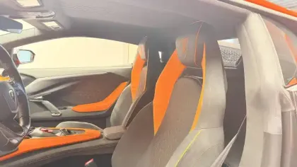 Photo 63 Lamborghini Revuelto  6.5 V12 1015