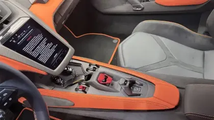 Photo 20 Lamborghini Revuelto  6.5 V12 1015