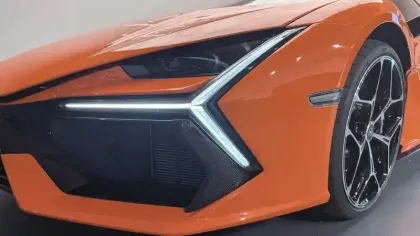 Photo 19 Lamborghini Revuelto  6.5 V12 1015