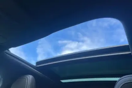 Photo 19 Peugeot 3008  Hybrid 136 e-DCS6