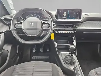 Photo 7 Peugeot 2008  PureTech 100 S&S BVM6