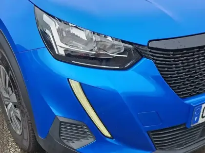 Photo 15 Peugeot 2008  PureTech 100 S&S BVM6