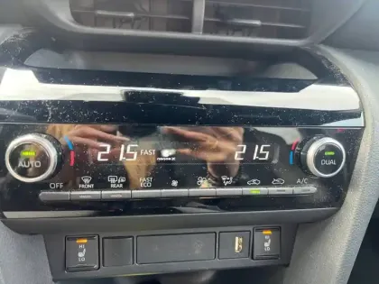 Photo 72 Toyota Yaris  Cross Hybride 116h 2WD