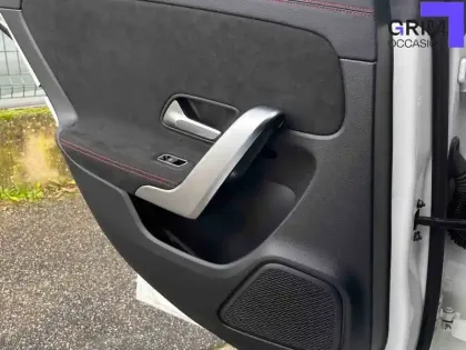 Photo 20 Mercedes CLA  Shooting Brake 200 d 8G-DCT