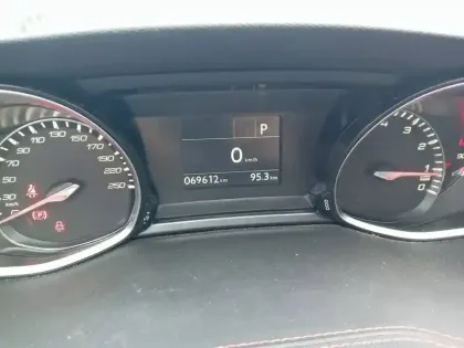 Photo 30 Peugeot 308 Gén. II Ph2 GT Line 5