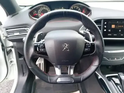 Photo 29 Peugeot 308 Gén. II Ph2 GT Line 5