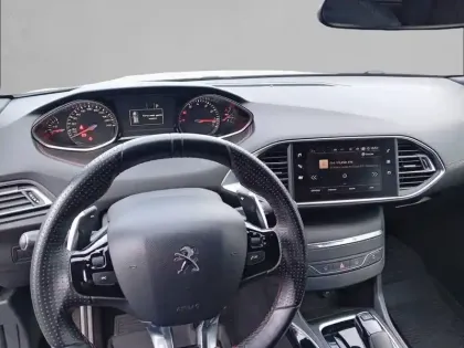 Photo 28 Peugeot 308 Gén. II Ph2 GT Line 5