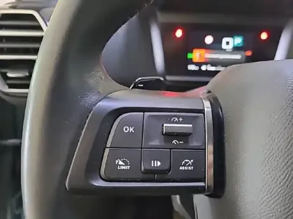 Photo 26 Citroën C4  PureTech 130 S&S EAT8