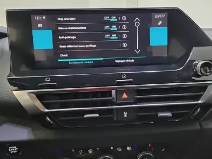 Photo 20 Citroën C4  PureTech 130 S&S EAT8