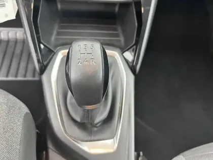 Photo 65 Peugeot 208  PureTech 75 S&S BVM5