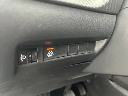 Photo 76 Peugeot 208  PureTech 75 S&S BVM5