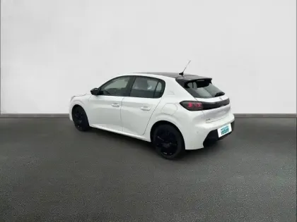 Photo 58 Peugeot 208  PureTech 75 S&S BVM5