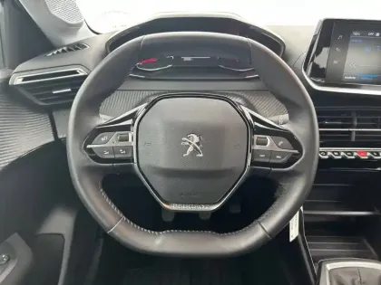 Photo 8 Peugeot 208  PureTech 75 S&S BVM5