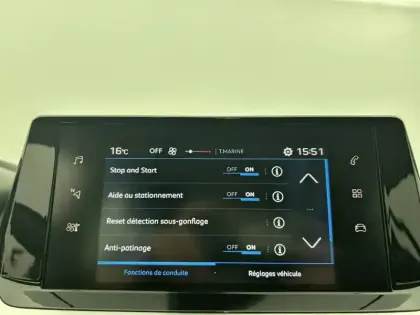 Photo 48 Peugeot 208  PureTech 75 S&S BVM5