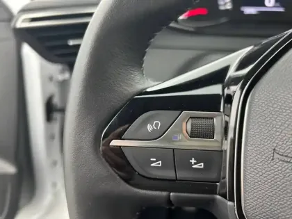 Photo 44 Peugeot 208  PureTech 75 S&S BVM5