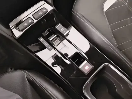 Photo 13 Opel Mokka  Electrique 136 ch & Batterie 50 kWh