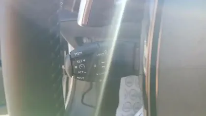 Photo 19 Peugeot 2008  Hybrid 145 e-DCS6