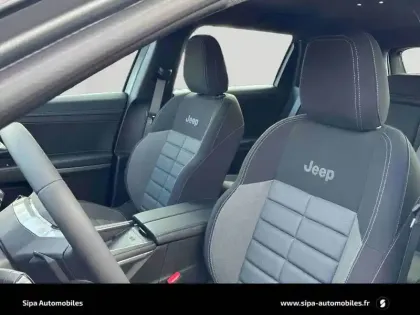 Photo 71 Jeep Compass  1.2 Turbo T3 145 ch BVR6 e-Hybrid 4x2