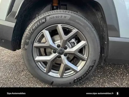 Photo 83 Jeep Compass  1.2 Turbo T3 145 ch BVR6 e-Hybrid 4x2