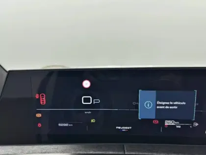 Photo 9 Peugeot 3008  Hybrid 145 e-DCS6