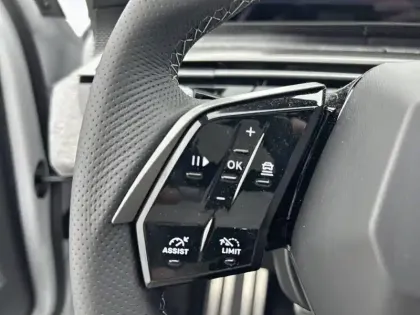 Photo 29 Peugeot 3008  Hybrid 145 e-DCS6