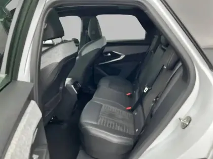 Photo 11 Peugeot 3008  Hybrid 145 e-DCS6