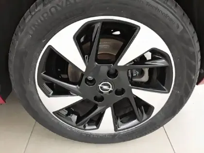 Photo 12 Opel Corsa  Electrique 136 ch & Batterie 50 kWh