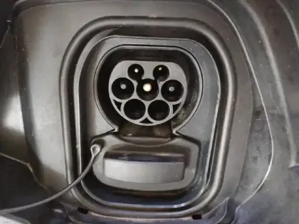 Photo 32 Peugeot 208  Electrique 50 kWh 136ch