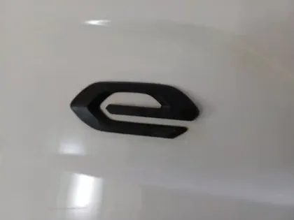 Photo 33 Peugeot 208  Electrique 50 kWh 136ch