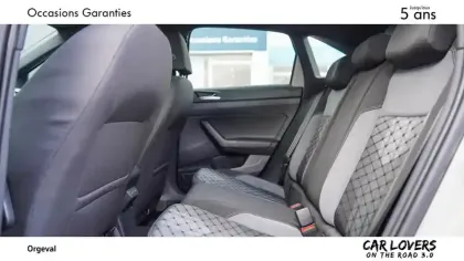 Photo 18 Volkswagen Taigo  1.0 TSI 116 DSG7