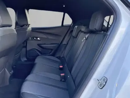 Photo 11 Peugeot 2008 Gén. II Ph1 NG Allure Pack 5