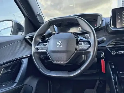 Photo 8 Peugeot 2008 Gén. II Ph1 NG Allure Pack 5