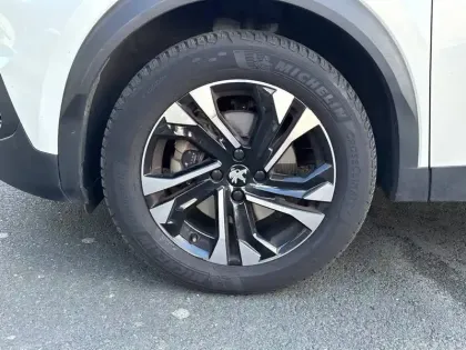 Photo 12 Peugeot 2008 Gén. II Ph1 NG Allure Pack 5