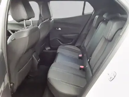 Photo 79 Peugeot 2008  BlueHDi 130 S&S EAT8