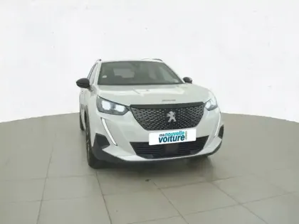 Photo 93 Peugeot 2008  BlueHDi 130 S&S EAT8