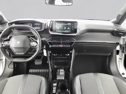 Photo 99 Peugeot 2008  BlueHDi 130 S&S EAT8