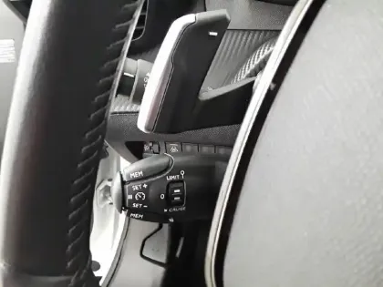 Photo 40 Peugeot 2008 Gén. II Ph1 NG Allure Pack 5