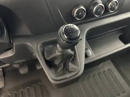 Photo 21 Renault Master  FGN TRAC F3500 L3H3 BLUE DCI 135