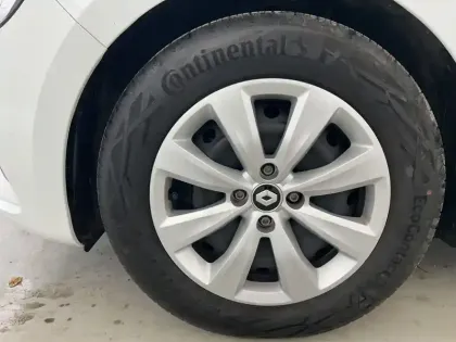 Photo 8 Renault Clio  SCe 65