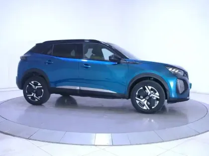 Photo 65 Peugeot 2008  Hybrid 145 e-DCS6