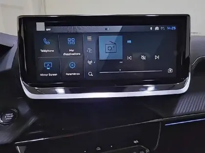 Photo 80 Peugeot 2008  Hybrid 145 e-DCS6