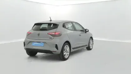Photo 5 Renault Clio  E-Tech full hybrid 145 ch GSR2
