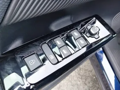 Photo 20 Citroën C5 aircross  Hybride 145 e-DCS6