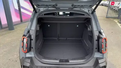 Photo 15 Renault 4 Renault  E-Tech Electrique 150 ch autonomie confort