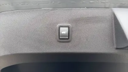 Photo 18 Renault 4 Renault  E-Tech Electrique 150 ch autonomie confort